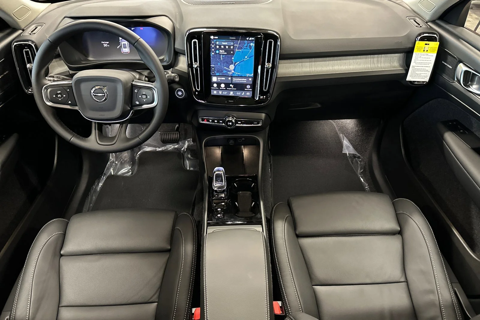 2026 Volvo XC40 Ultra - Photo 10