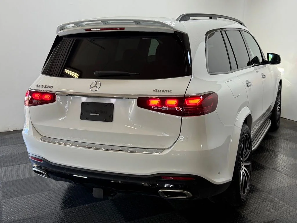 Used 2024 MANUFAKTUR Diamond White Bright Mercedes-Benz GLS 580 image 11