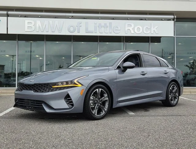 2021 Kia Optima EX FWD's photo