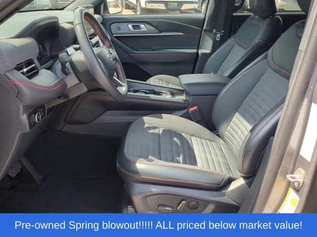 Used 2025 Gray Ford ST-Line image 22