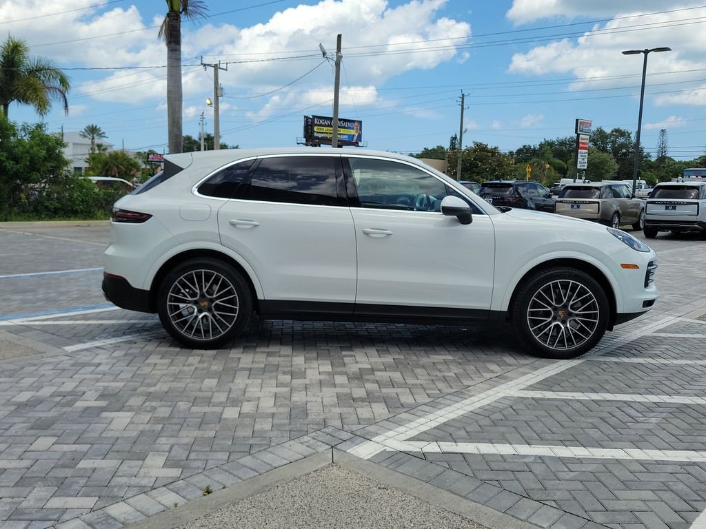 Used 2022  Porsche  image 6