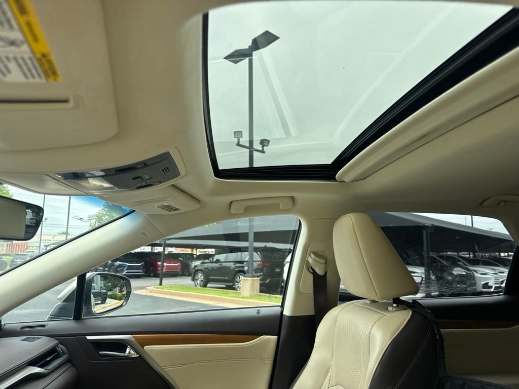Used 2019 Beige Lexus 350 image 6