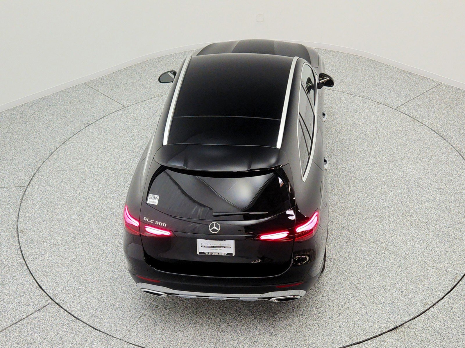 New 2026 Black Mercedes-Benz GLC 300 SUV image 44