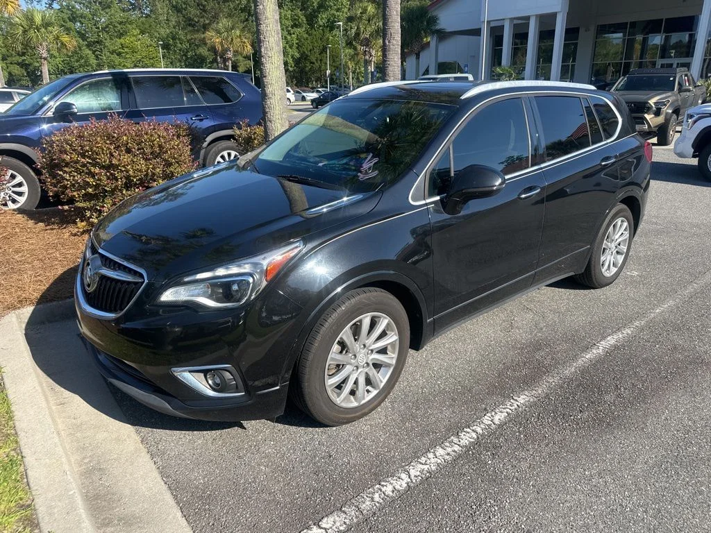 2020 Buick Envision Essence FWD's photo