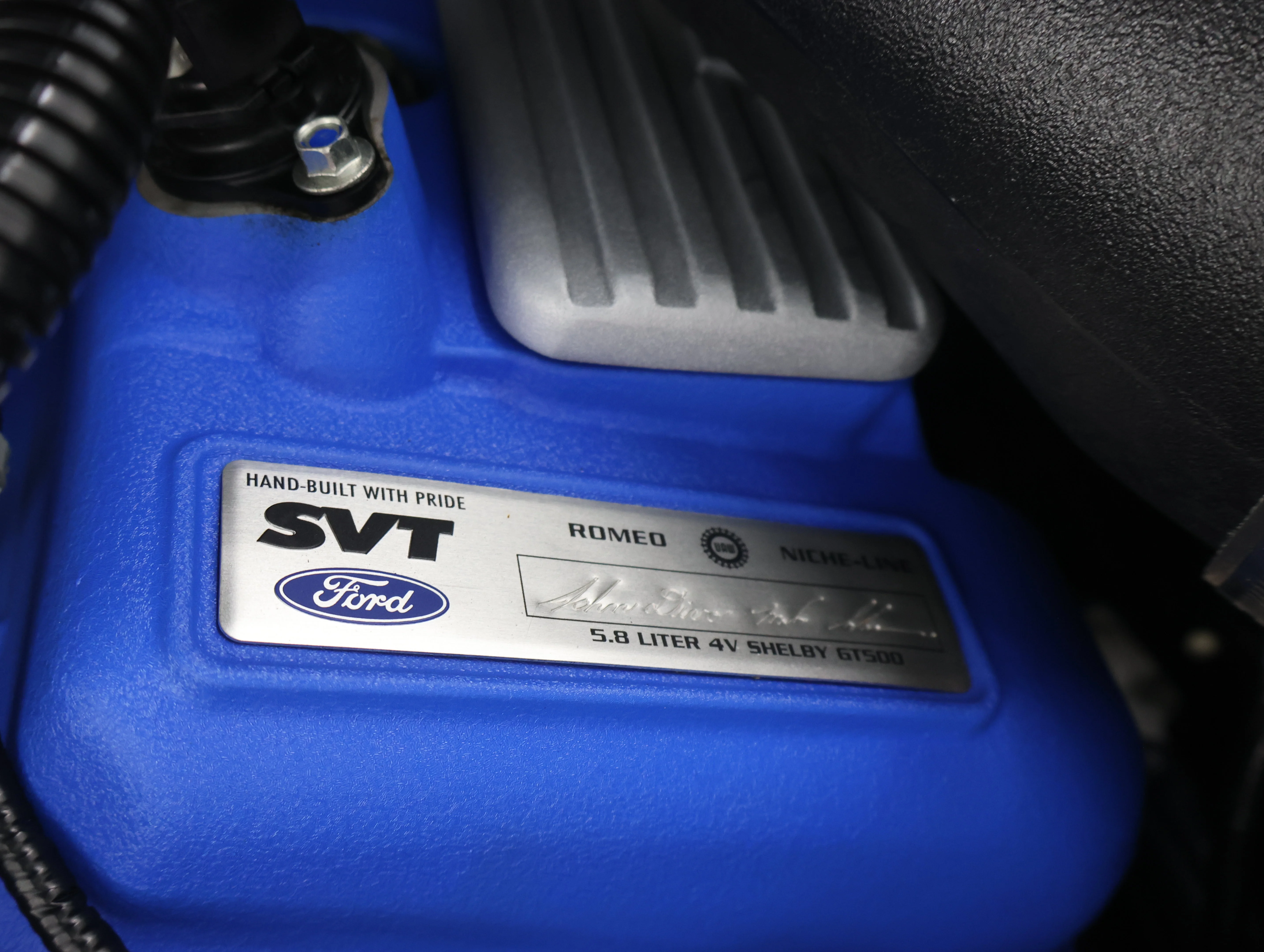 Used 2014 Black Ford Shelby GT500 image 18