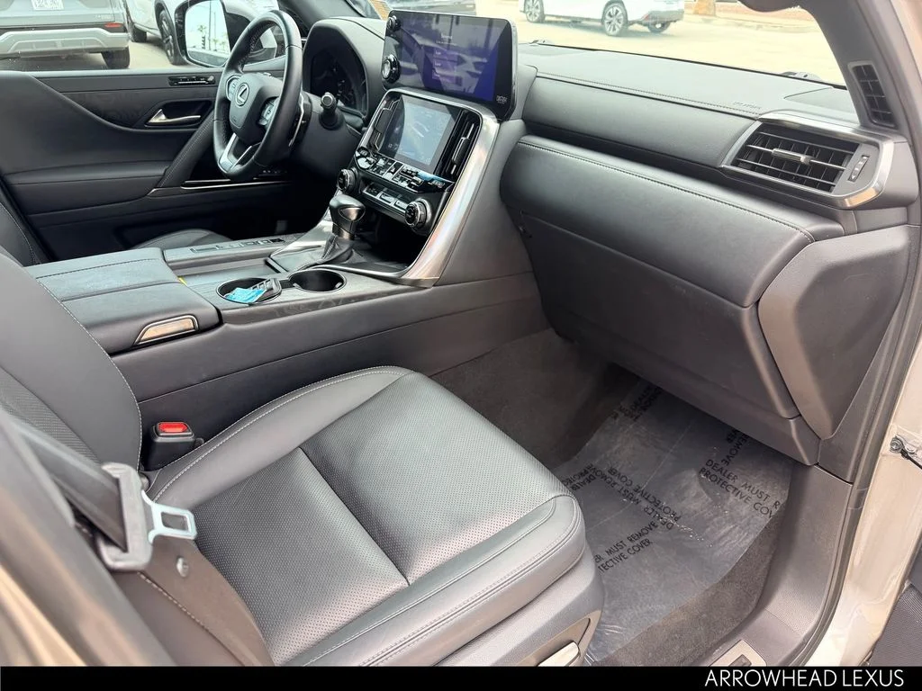 Used 2024 Silver Lexus 600 Premium image 11
