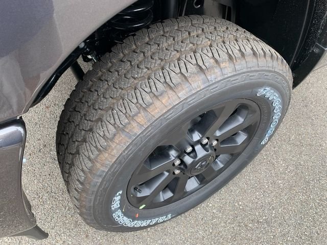 New 2026 Granite Crystal Metallic Clear-Coat Exterior Paint RAM Laramie image 11