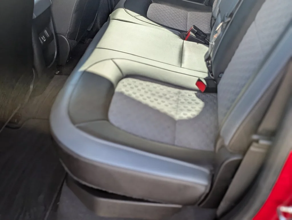 Used 2020 Red Chevrolet Z71 image 30