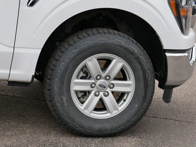 Used 2023 White Ford XLT image 7
