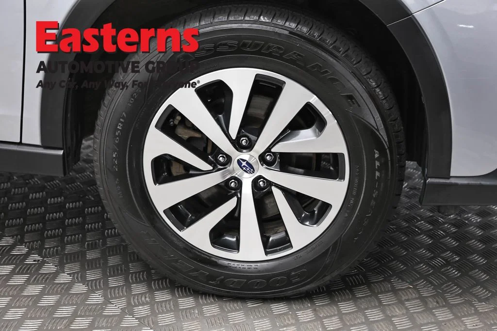 Used 2022 Silver Subaru Premium image 30