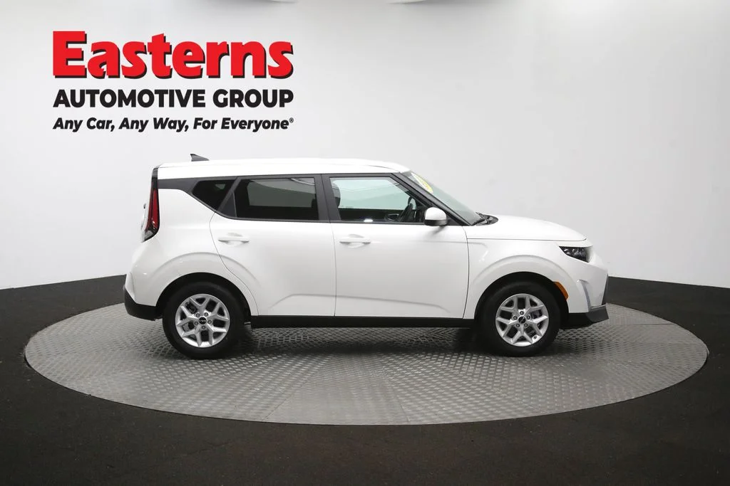 Used 2025 White Kia LX image 43