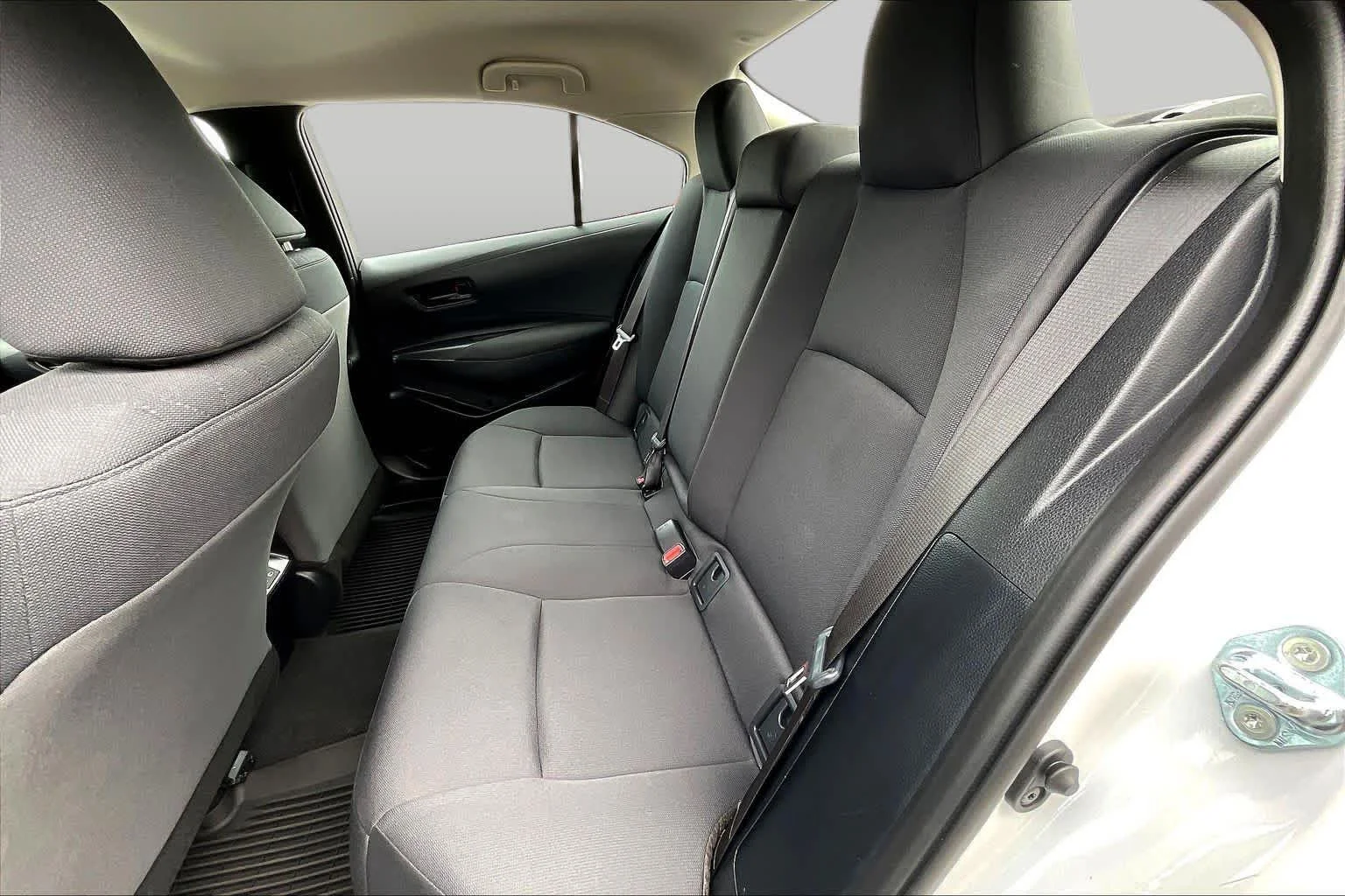 Used 2026 Ice Cap Toyota LE image 19