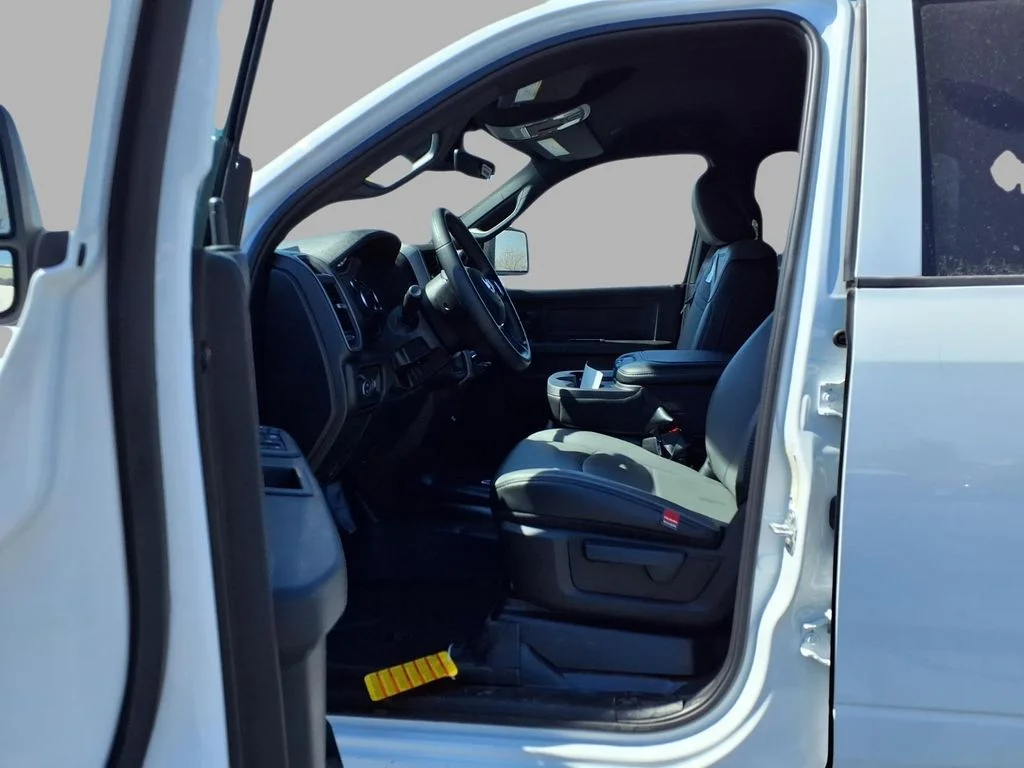 New 2026 Bright White Clear-Coat Exterior Paint RAM Tradesman image 20