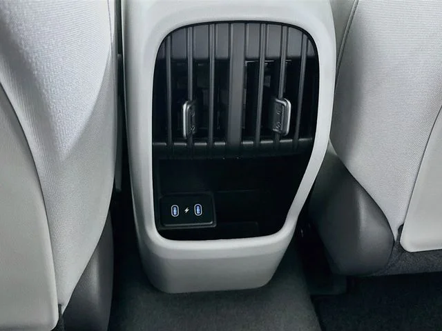 New 2027 Hyundai KONA SEL Sport