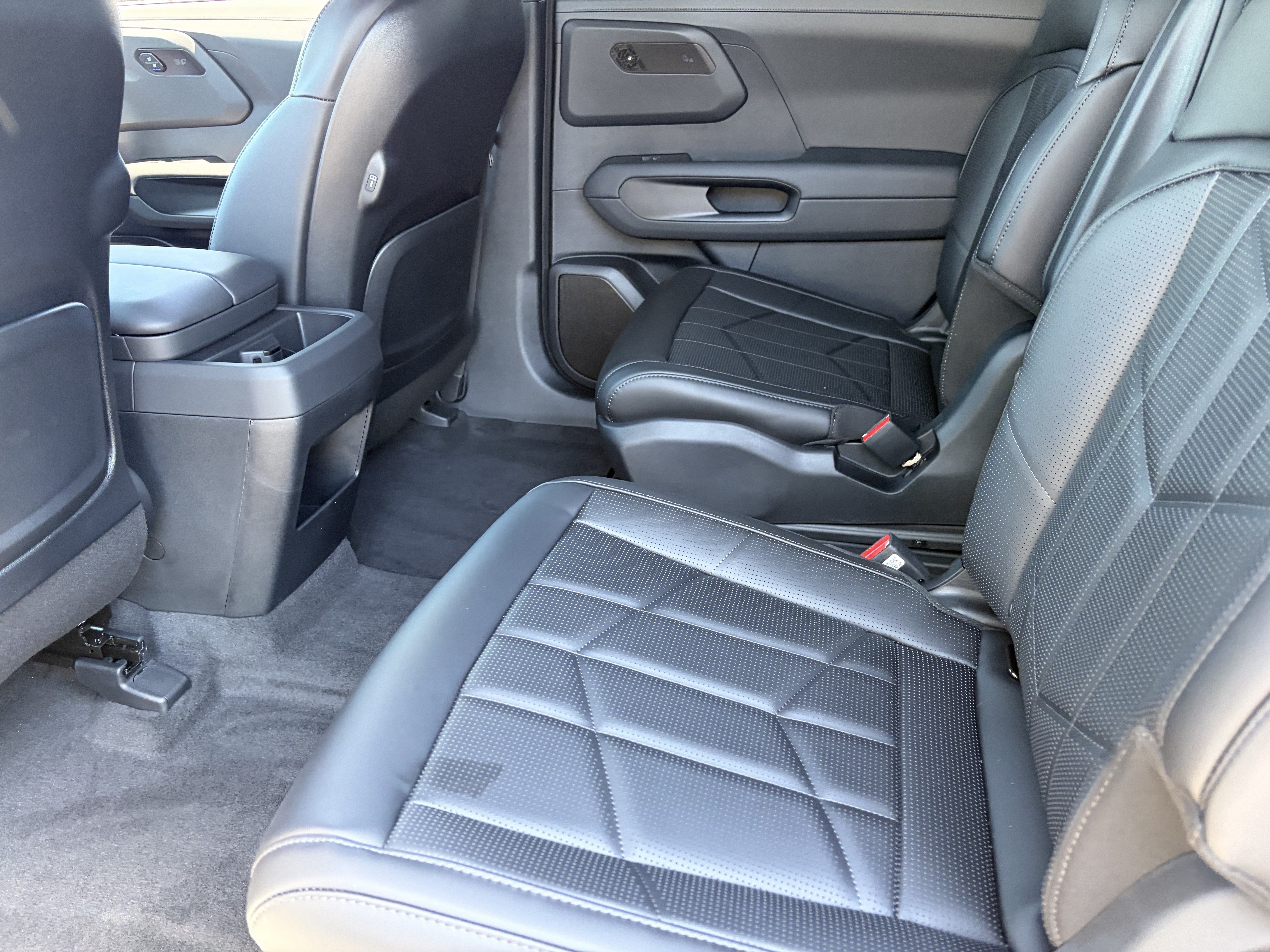 New 2027 Wolf Gray Kia X-PRO SX image 15