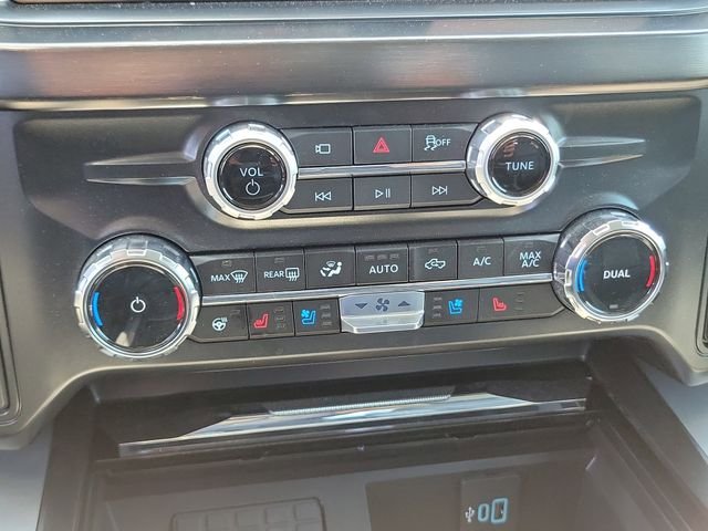 New 2026 Avalanche Ford F-250® Lariat® image 8