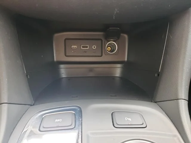 Used 2023 Blue Chevrolet LT image 18