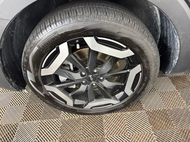 Used 2025 Gray Kia S image 30