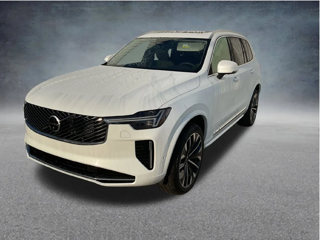 New 2026 White Volvo B6 Plus 7-Seater image 3