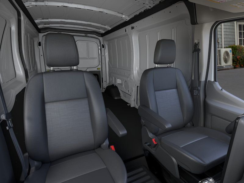 New 2026 Oxford White Ford Base image 10