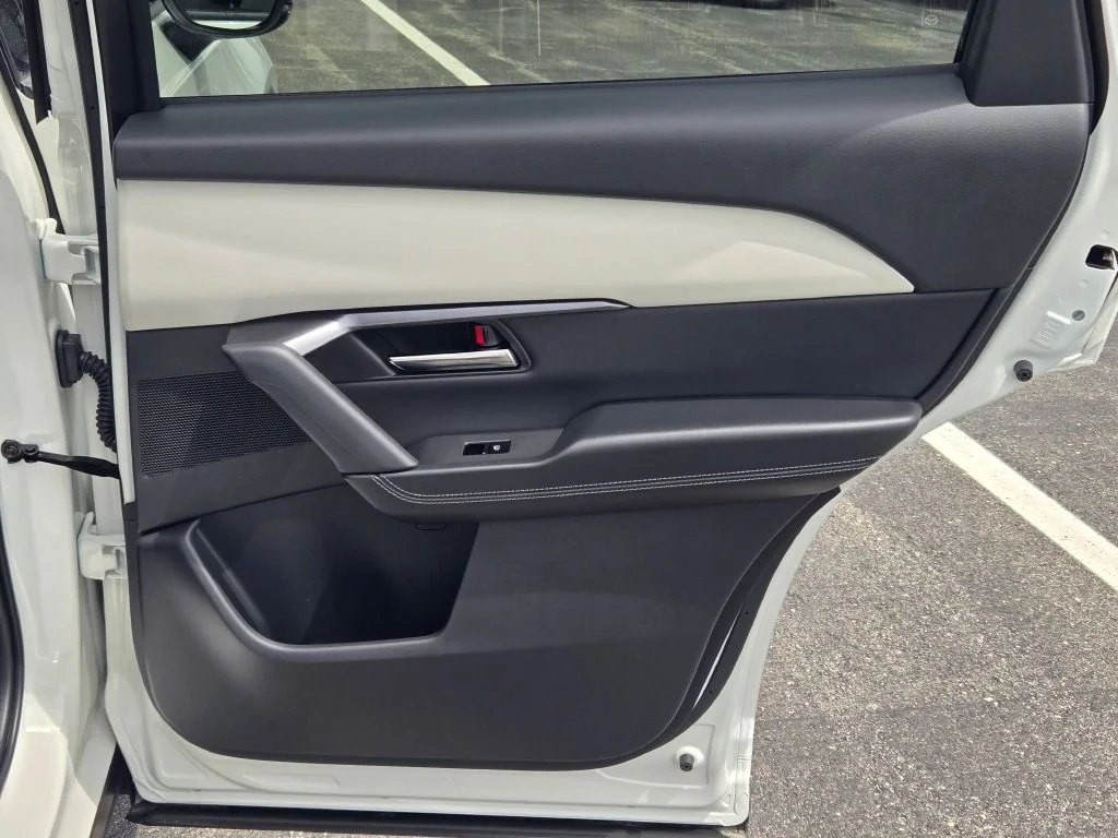New 2026 White Mazda 2.5 S Select image 9
