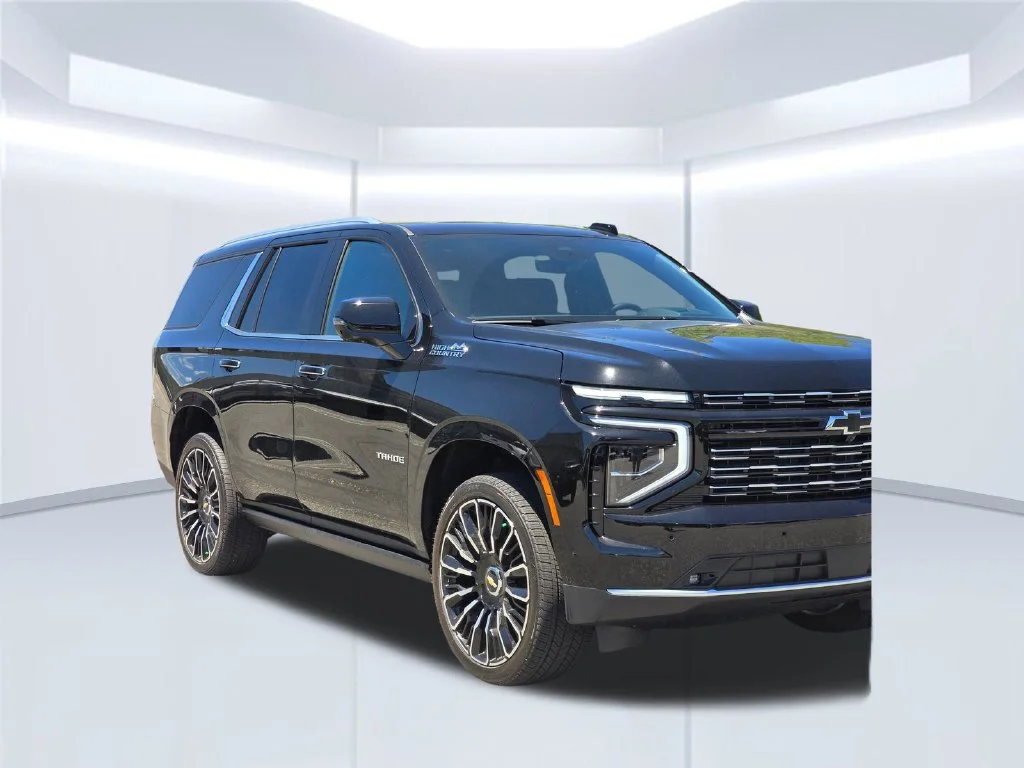 New 2026 Black Chevrolet High Country image 39