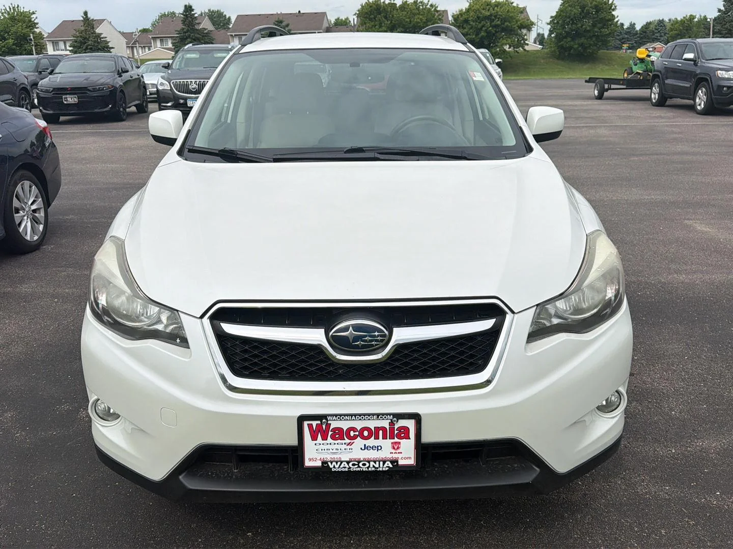Used 2013 Satin White Pearl Subaru Premium image 3