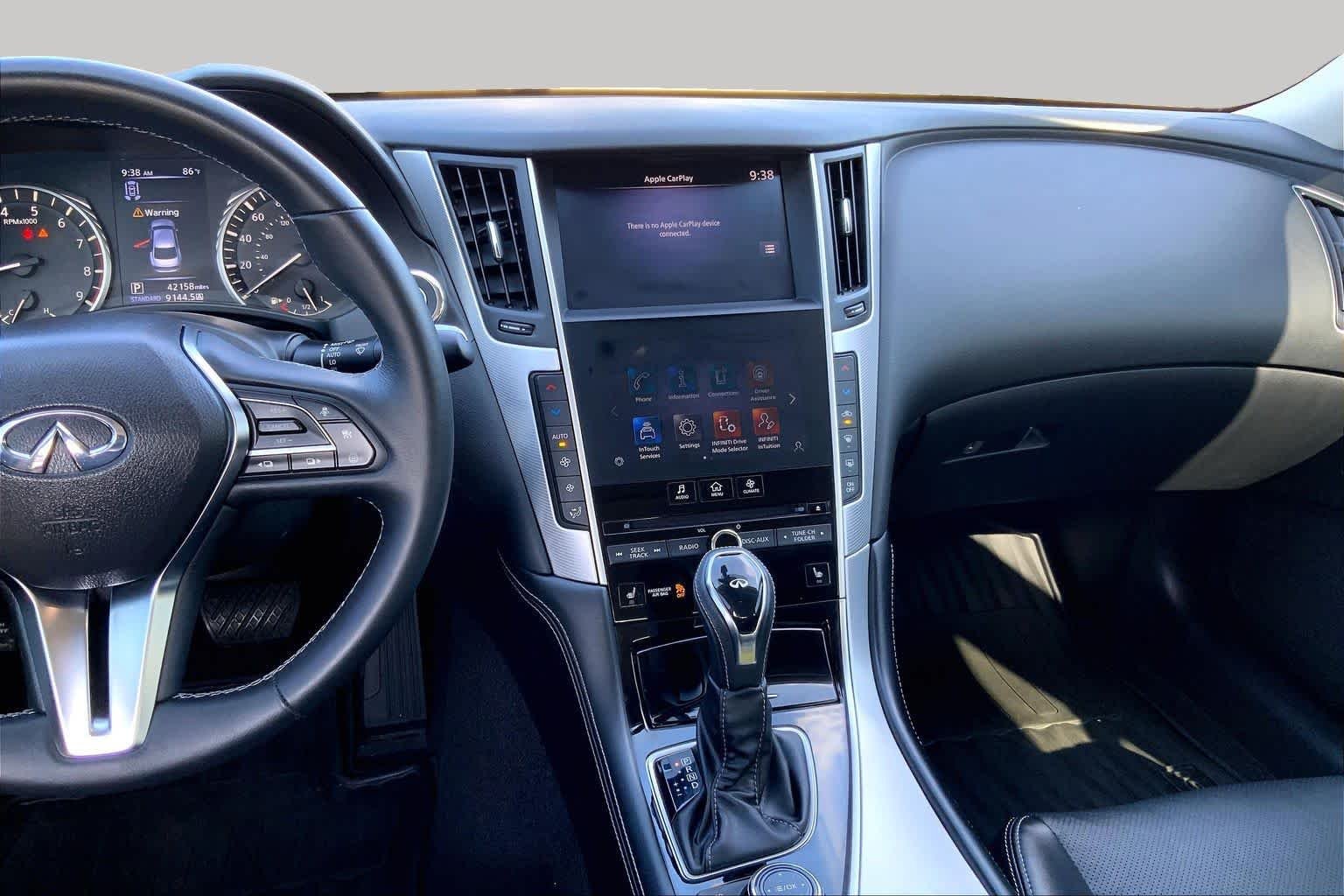 Used 2023 Majestic White INFINITI LUXE image 7