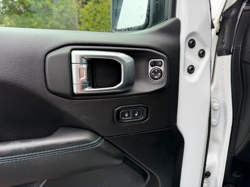 Used 2023 White Jeep Rubicon 4xe image 12