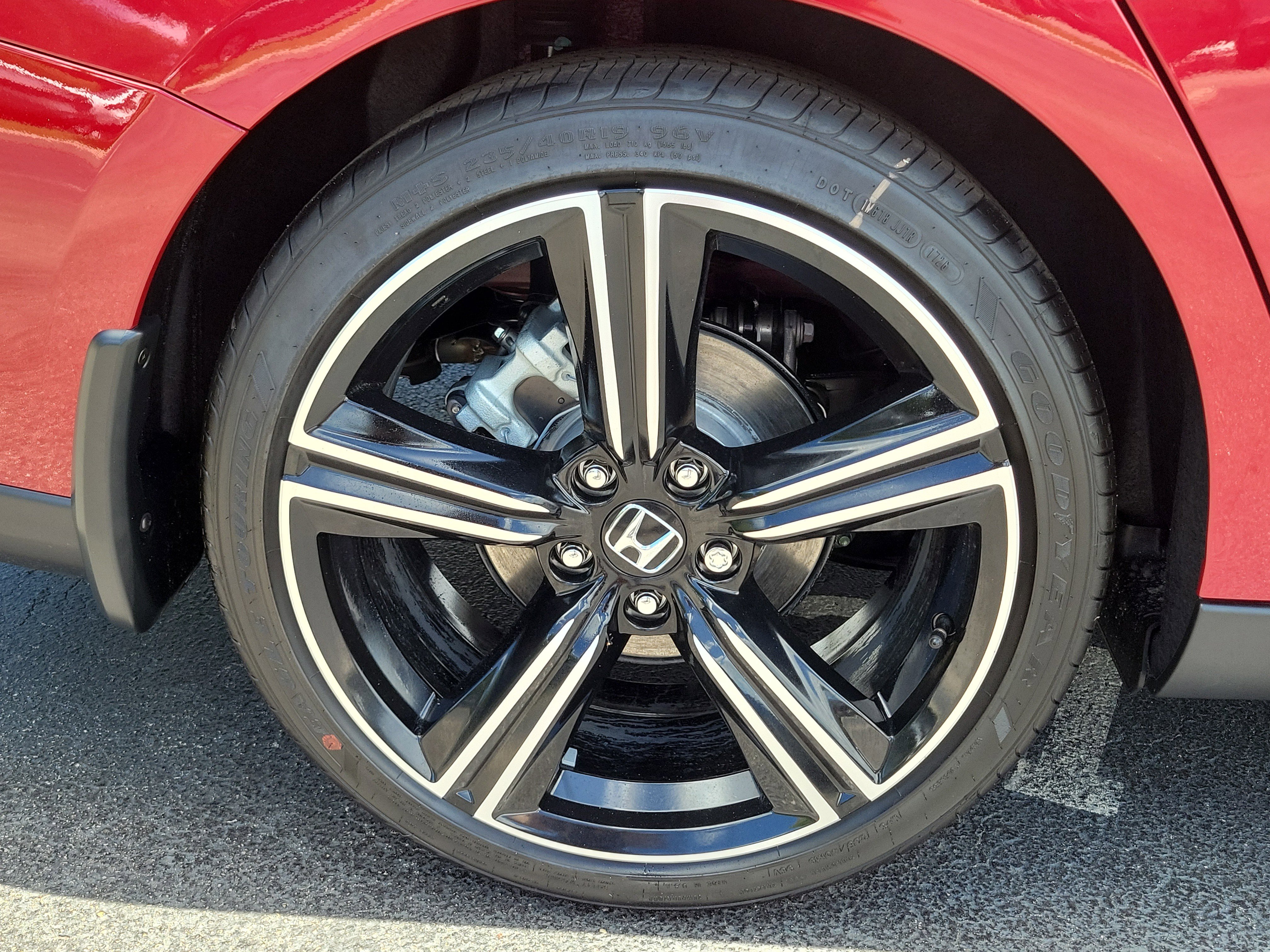 New 2026 Radiant Red Metallic Honda SE image 7