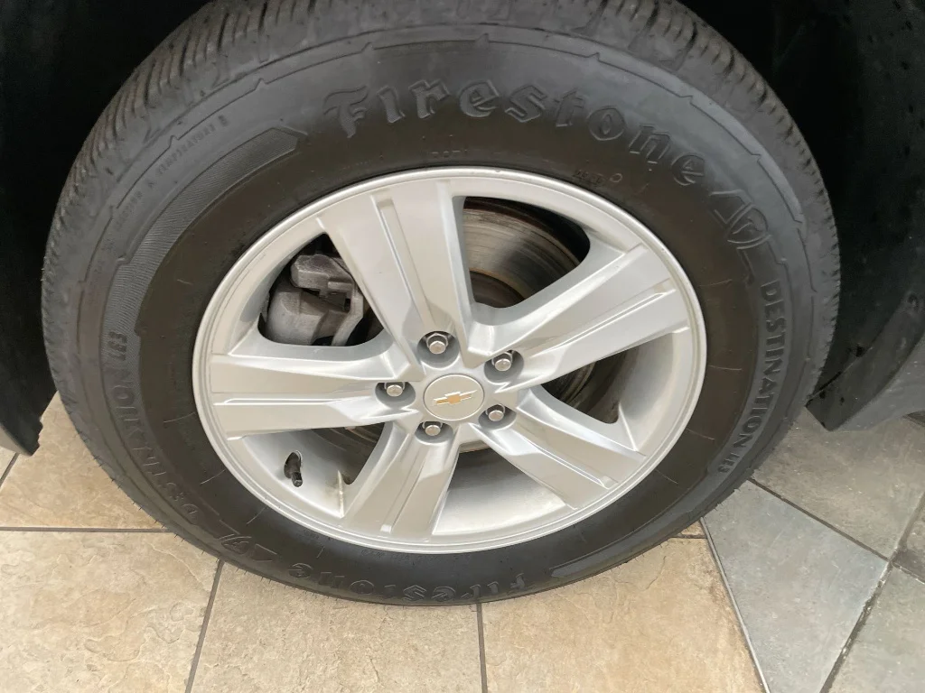 Used 2022 GRAY Chevrolet LT image 31