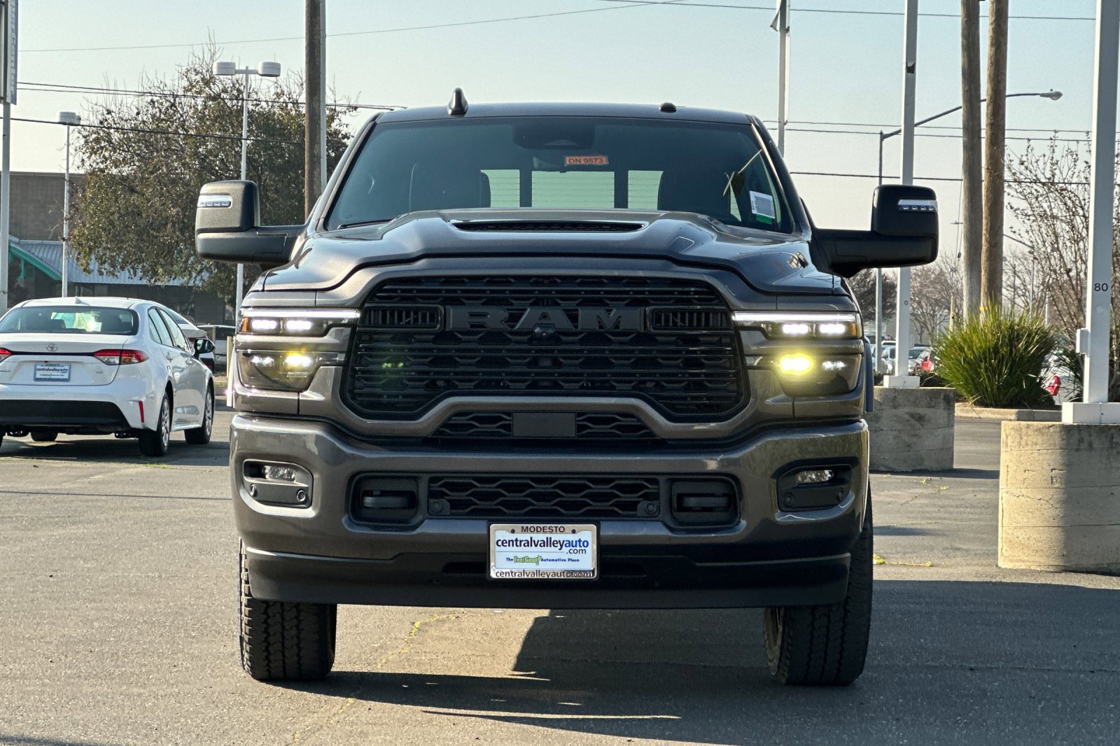 New 2026 Granite Crystal Metallic Clearcoat Ram Limited image 9