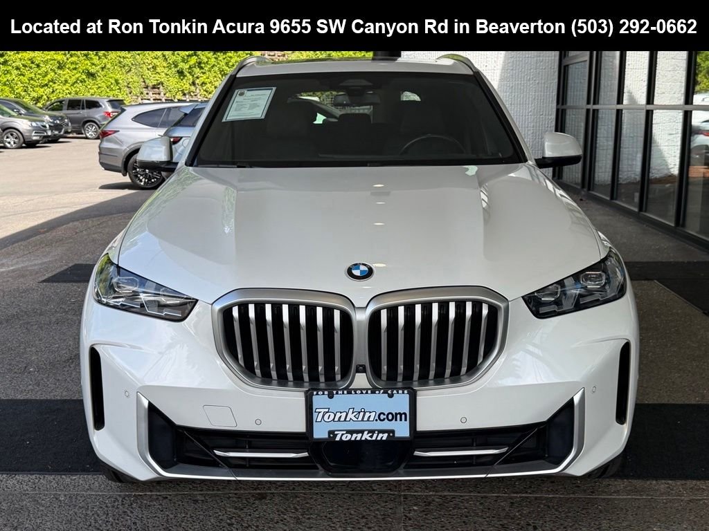Used 2024 Alpine White BMW xDrive40i image 3