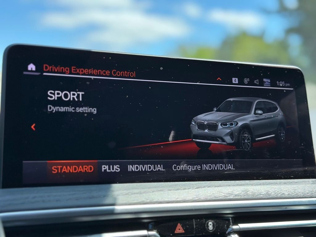 Used 2024 Skyscraper Grey Metallic BMW xDrive30i image 38