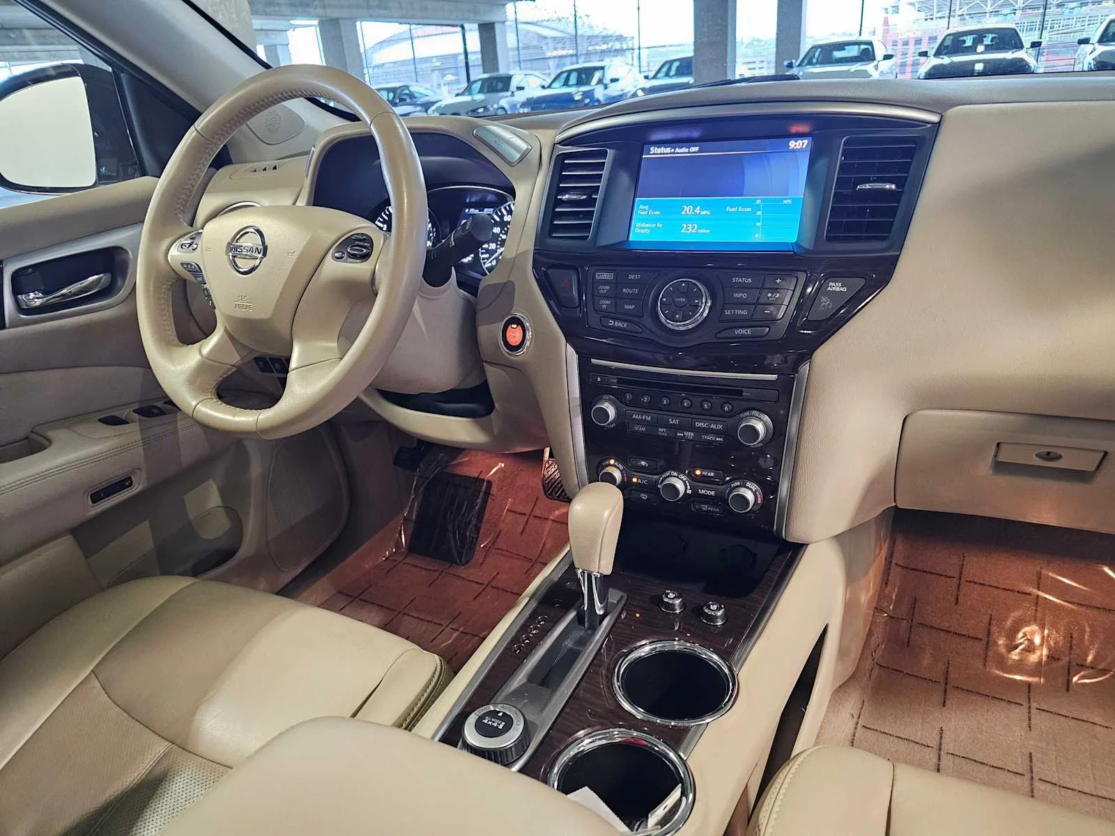 Used 2014 Dark Slate Nissan Platinum image 26