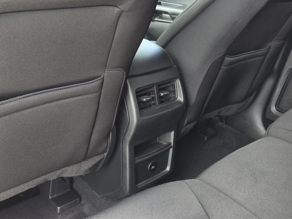 Used 2023 Oxford White Ford SE image 47
