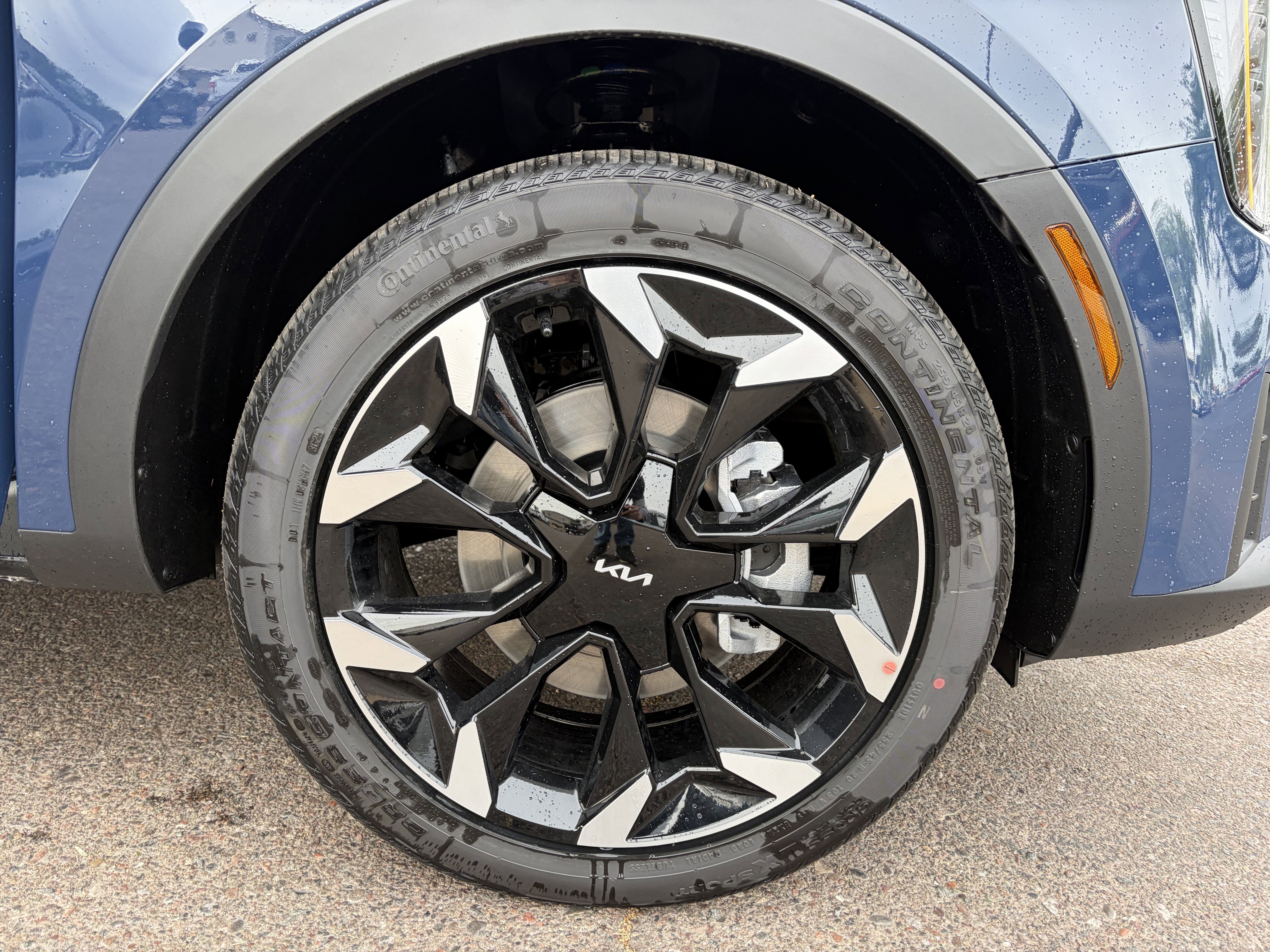 New 2026 Midnight Lake Blue Kia EX image 7