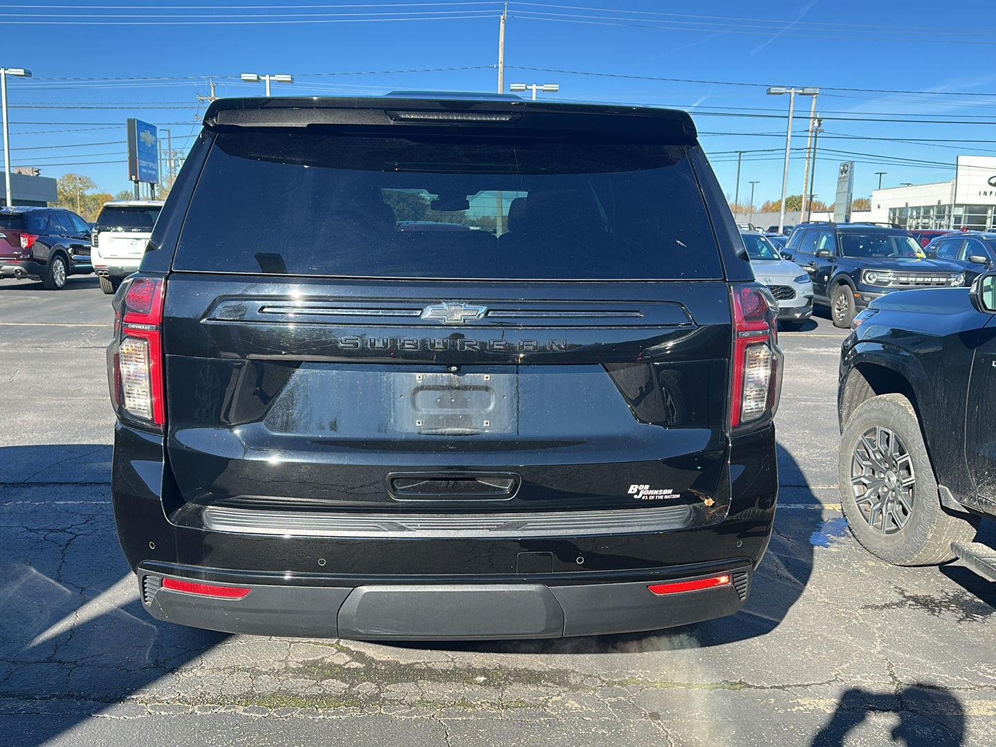 Used 2023 Black Chevrolet Z71 image 3