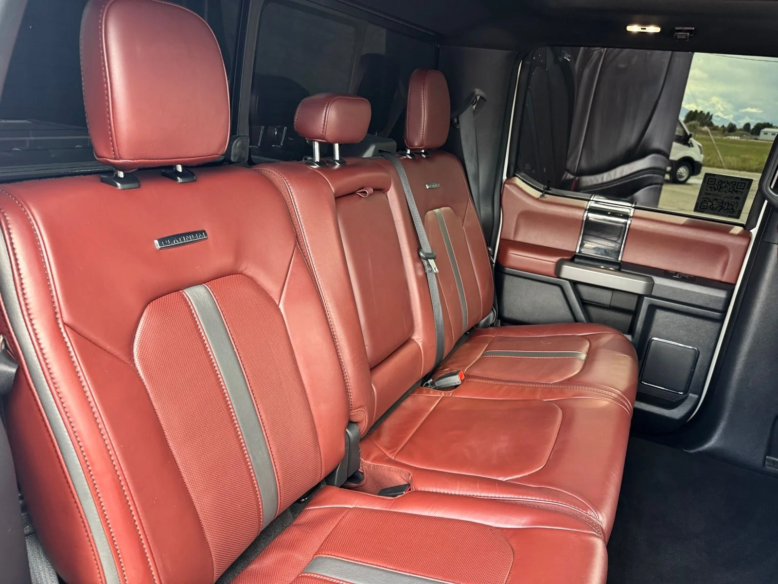 Used 2022 White Ford Platinum image 38