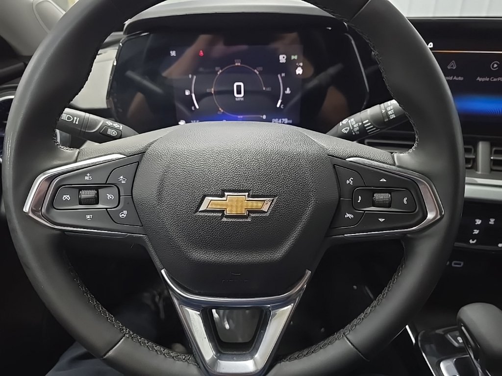 Used 2024 Blue Chevrolet LT image 18