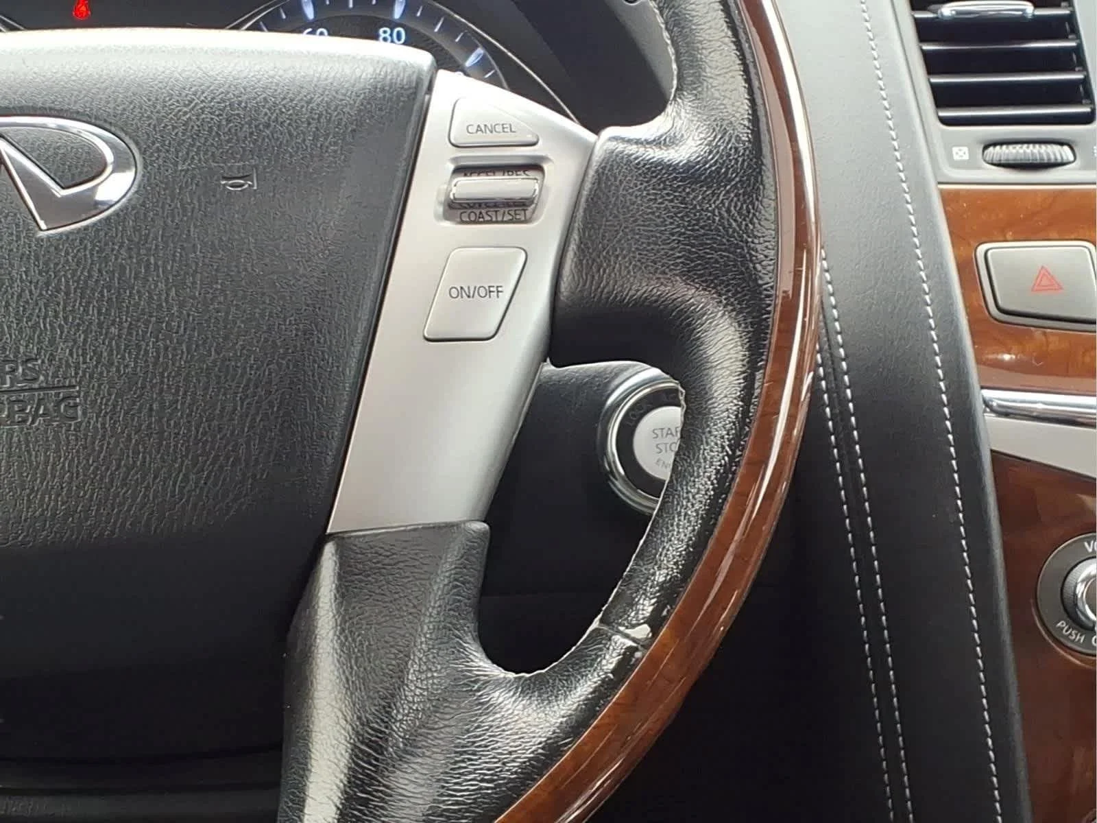 Used 2019 Graphite Shadow INFINITI LUXE image 23