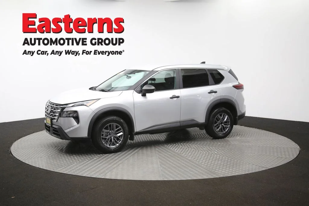 Used 2024 Silver Nissan S image 58