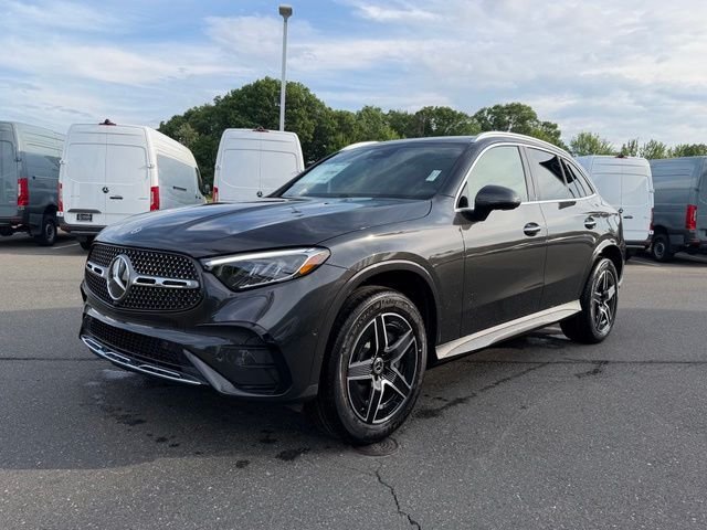 New 2026 Graphite Grey Metallic Mercedes-Benz GLC 300 image 3