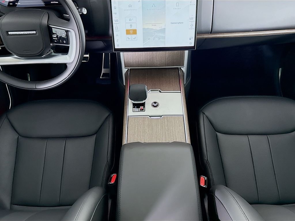 New 2026 Santorini Black Land Rover SE image 16