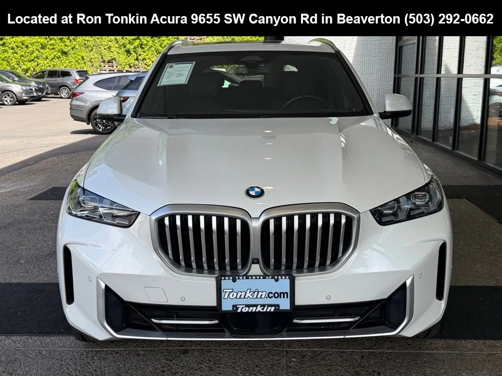 Used 2024 Alpine White BMW xDrive40i image 3