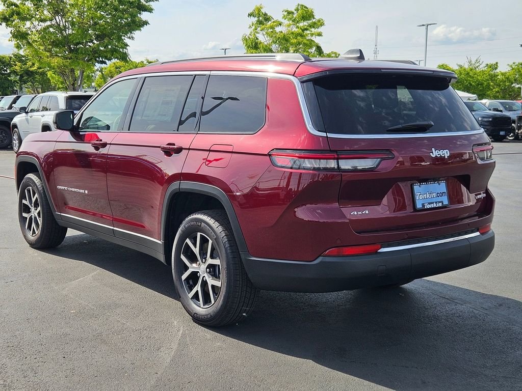 New 2025 Velvet Red Pearl-Coat Exterior Paint Jeep Limited image 4