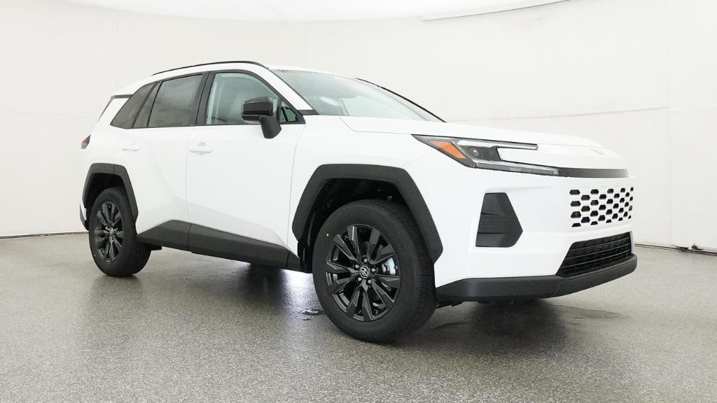 New 2026 Ice Cap Toyota XLE Premium image 10