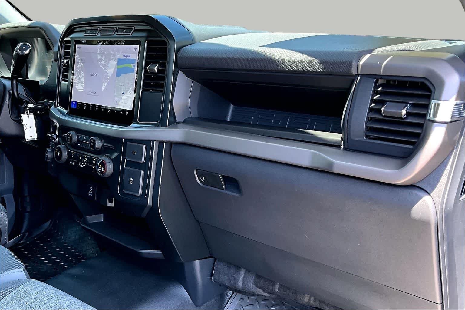 Used 2024 Agate Black Metallic Ford XL image 19