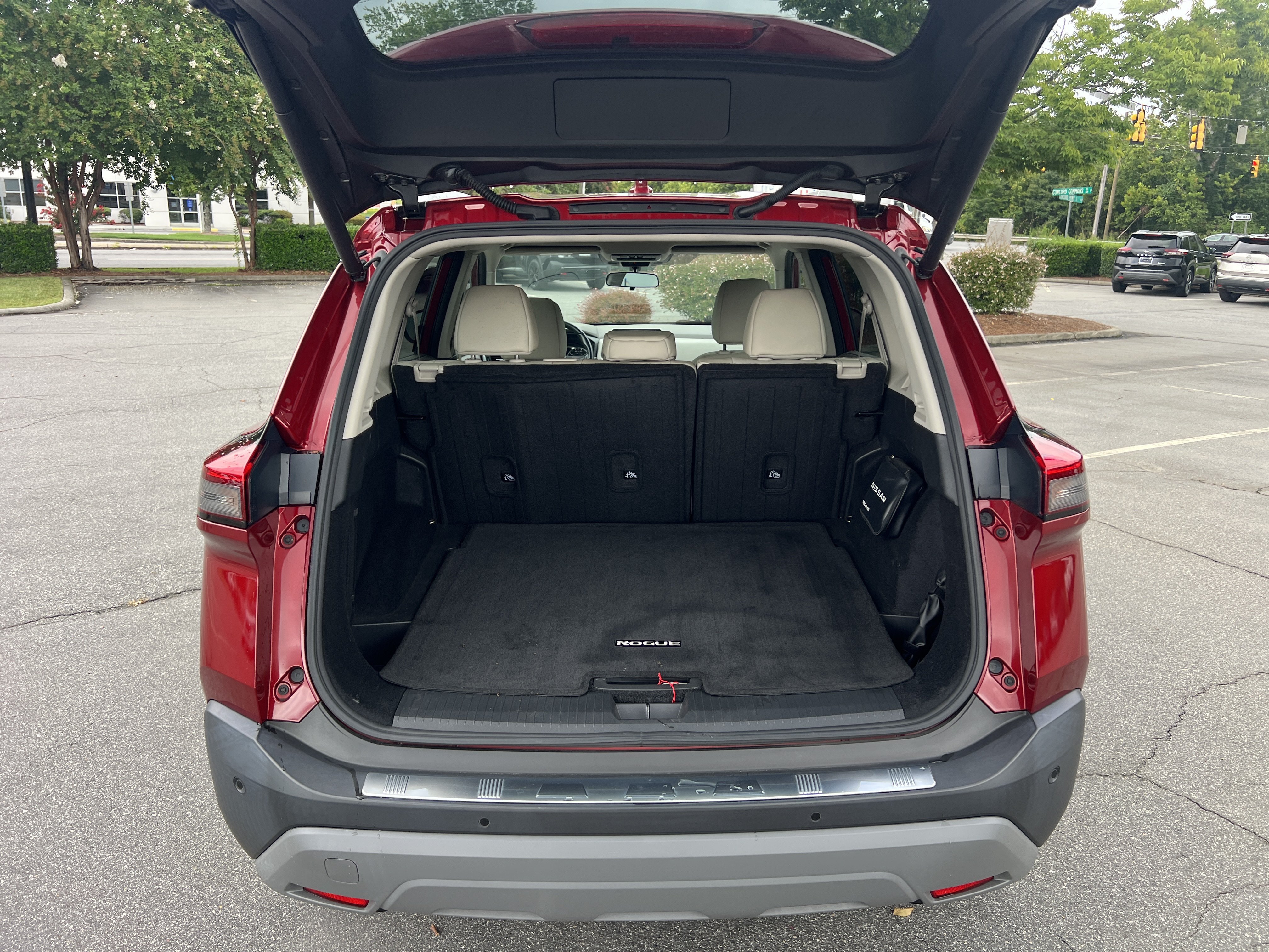 Certified Used 2023 Scarlet Ember Tintcoat Nissan SV image 15