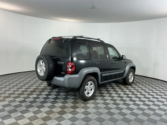 Used 2005 Black Jeep Sport image 5